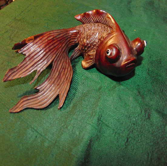 Fisch Netsuke Schnitzerei